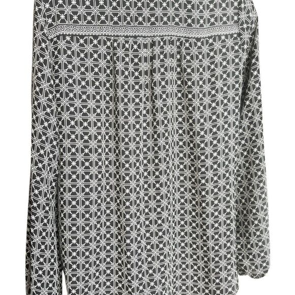 Max Studio Black and White Geometric Blouse elastic waist sleeve sheer fabric Sm - Picture 3 of 6